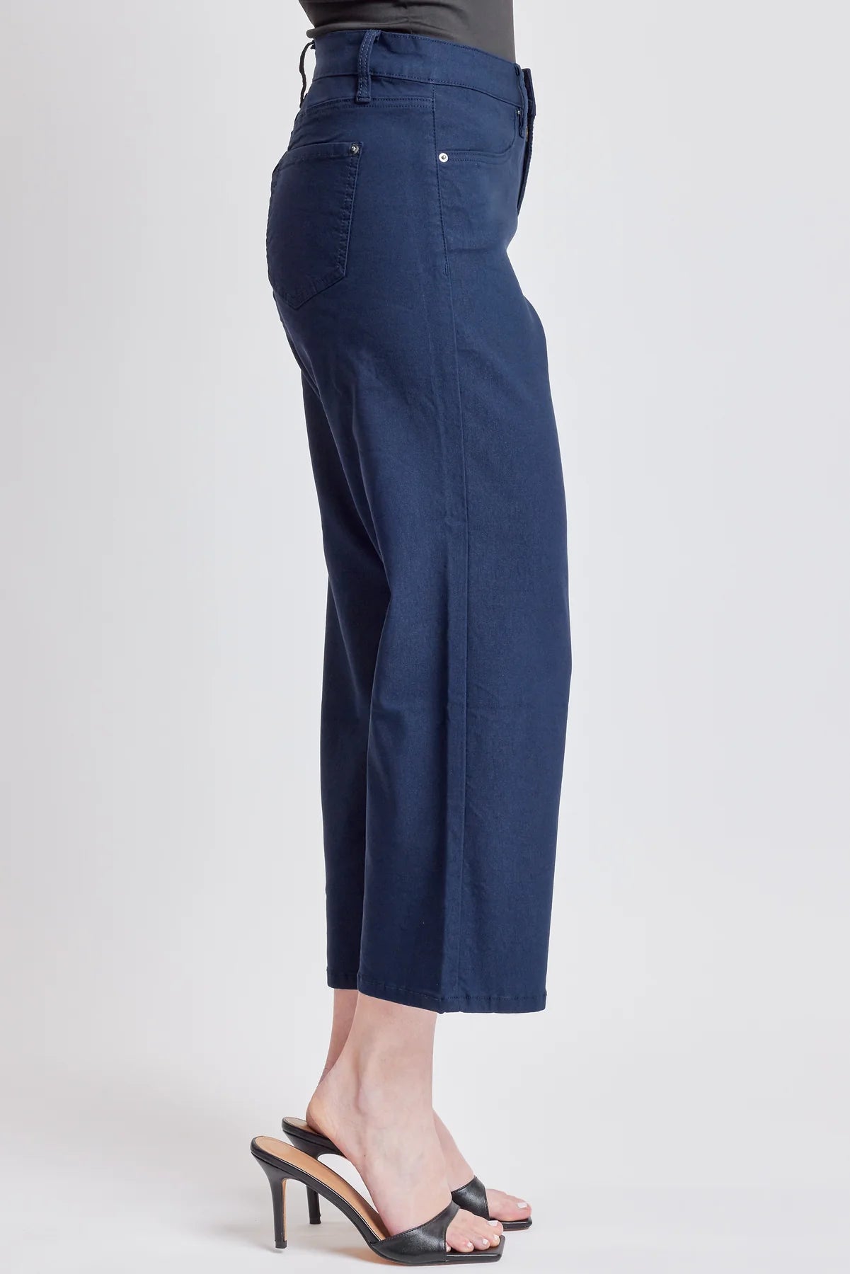 Mid Rise Hyperstretch Wide Leg Cropped Jeans