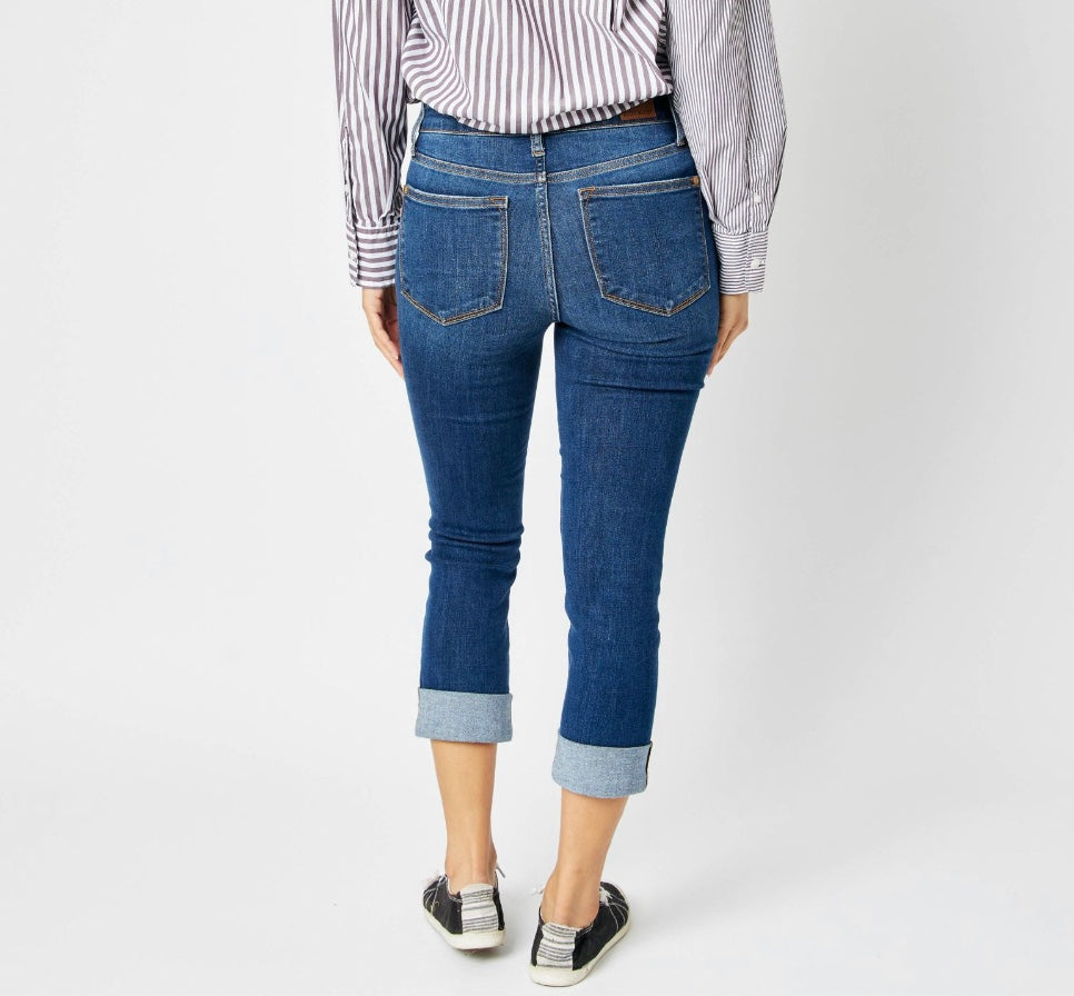 Judy Blue Mid Rise Vintage Cuffed Capri Jeans