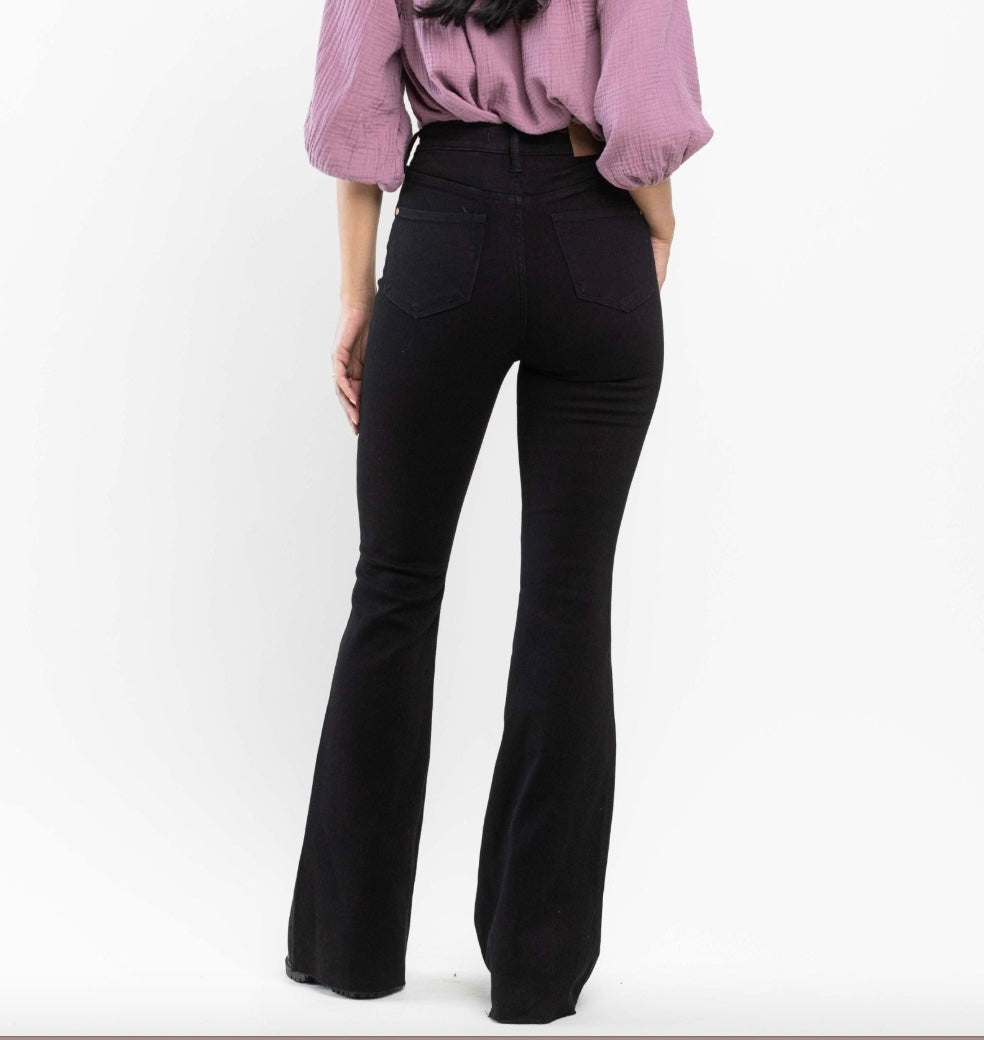 Judy Blue High Waist Tummy Control Raw Hem Flare Jeans (Black) Pizzazz Beloit