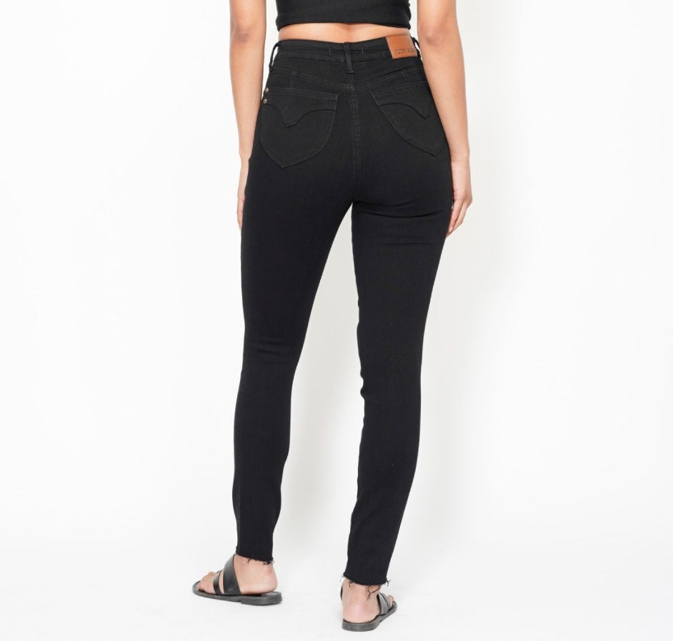 Judy Blue High Waist Tummy Control Shield Pockets Skinny Jeans (Black) Pizzazz Beloit