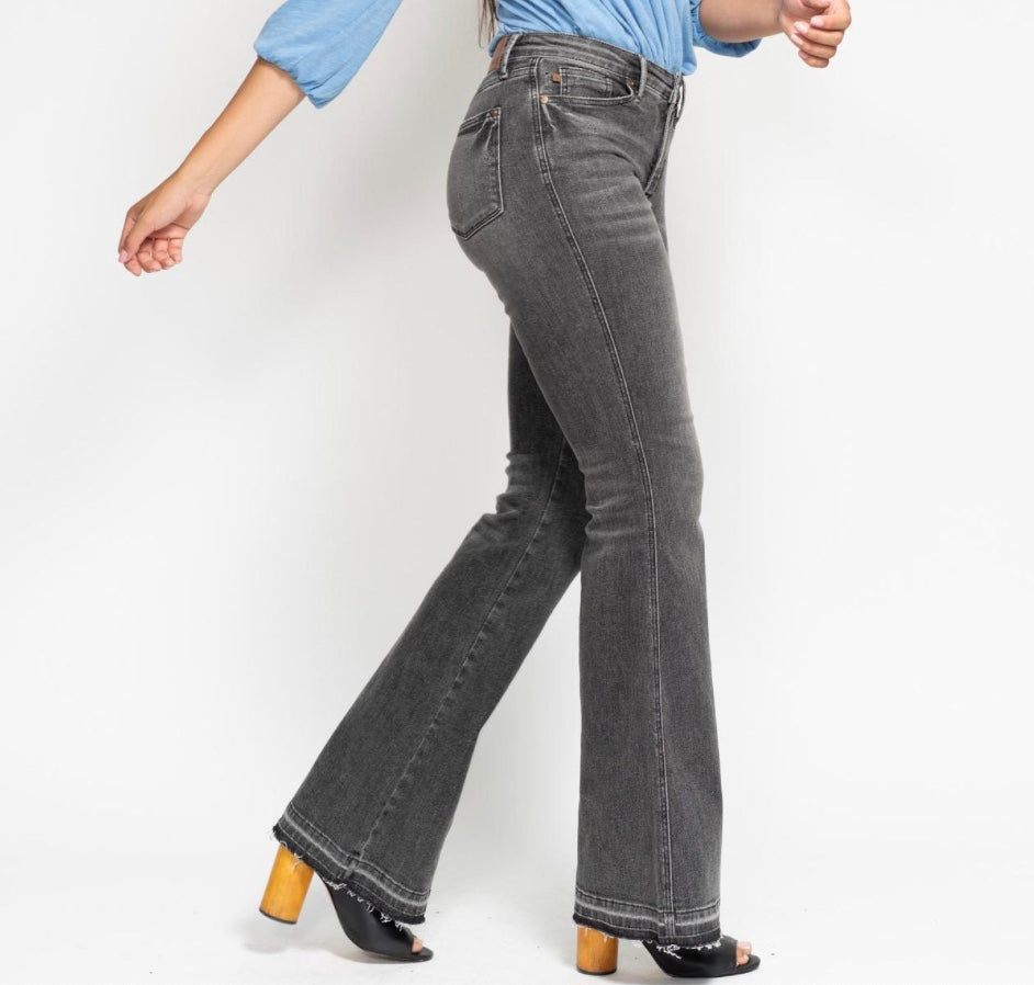 Judy Blue Mid Rise Tummy Control Washed Gray Hem Release Flare Jeans Pizzazz Beloit
