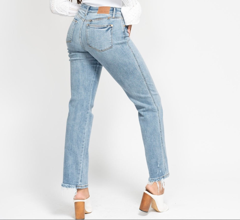 Judy Blue Mid Rise Yoke Cell Phone Pocket Dad Jean Pizzazz Beloit