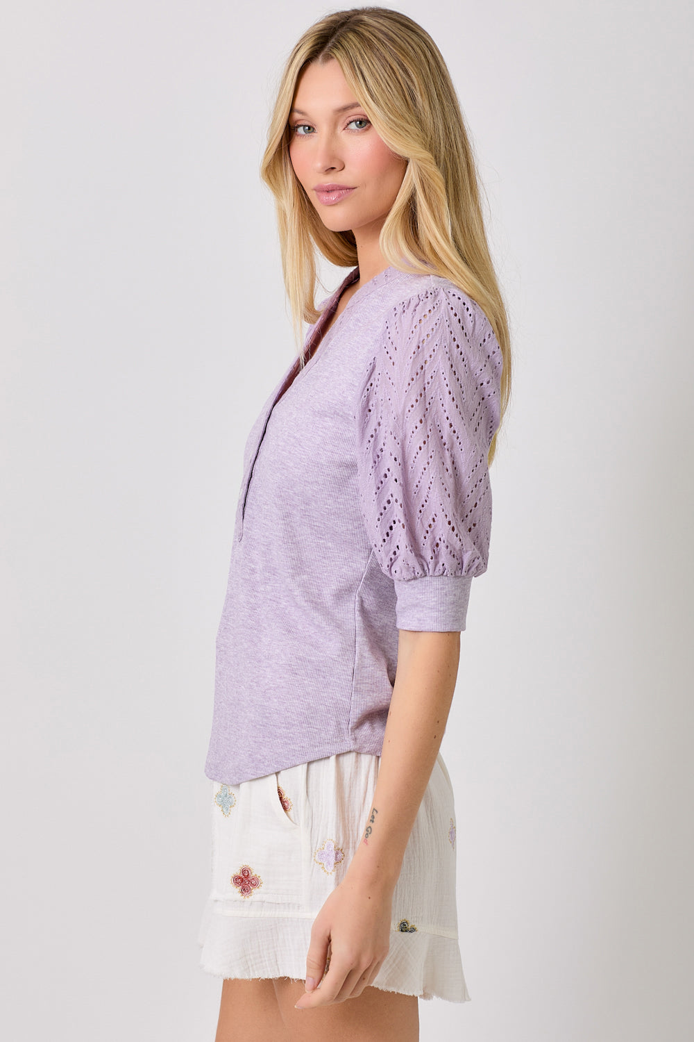 Lavender Puff Sleeve Contrast Top Side View Pizzazz Beloit