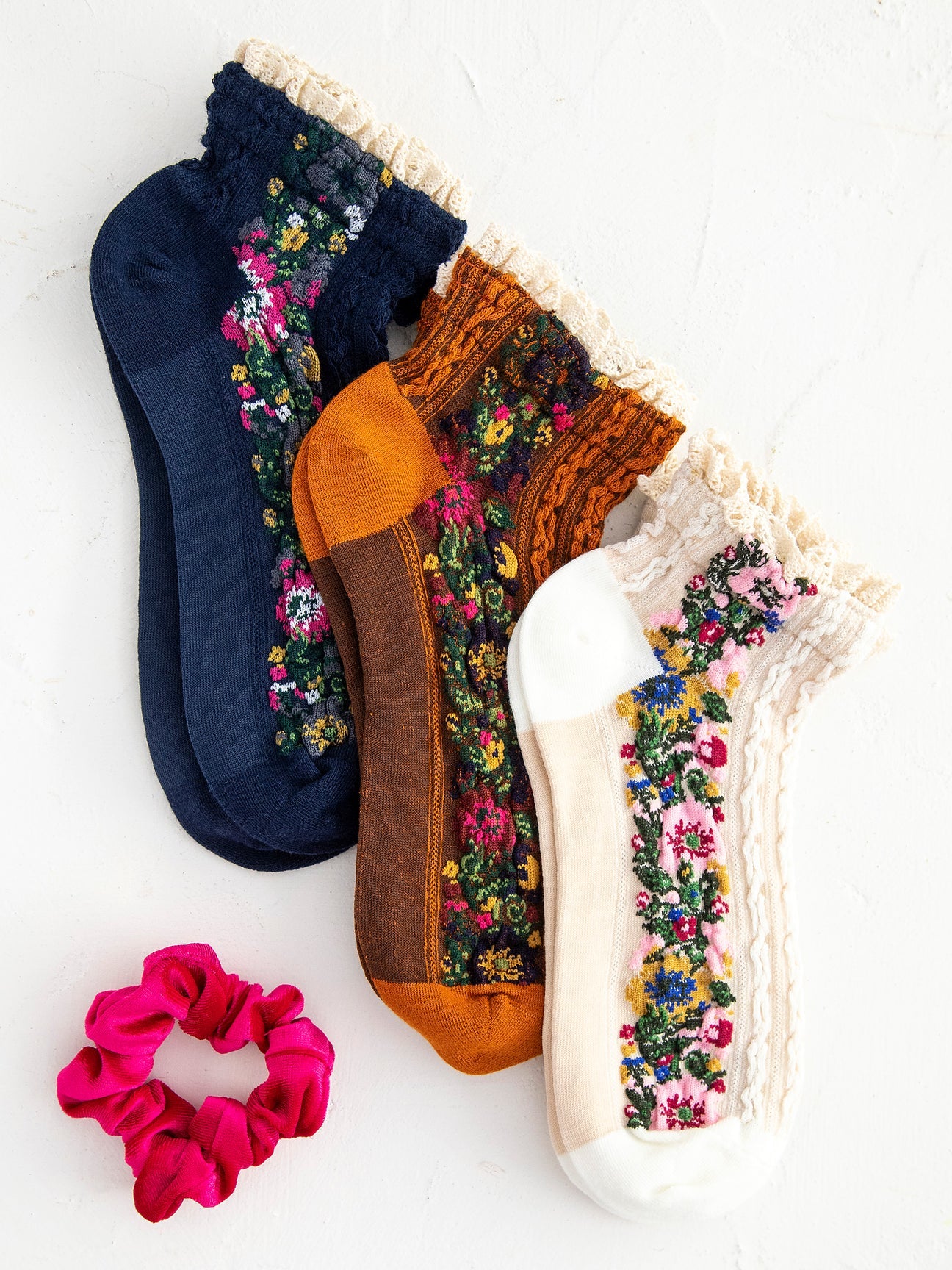 Navy Floral Border Sock and Scrunchie Set