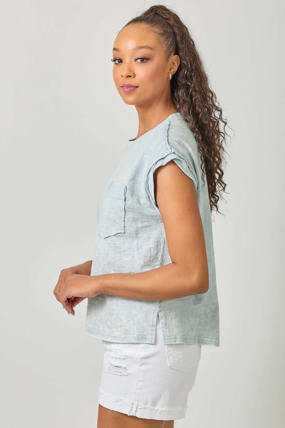 Washed Slouchy Essential Tee Alt View Pizzazz Beloit