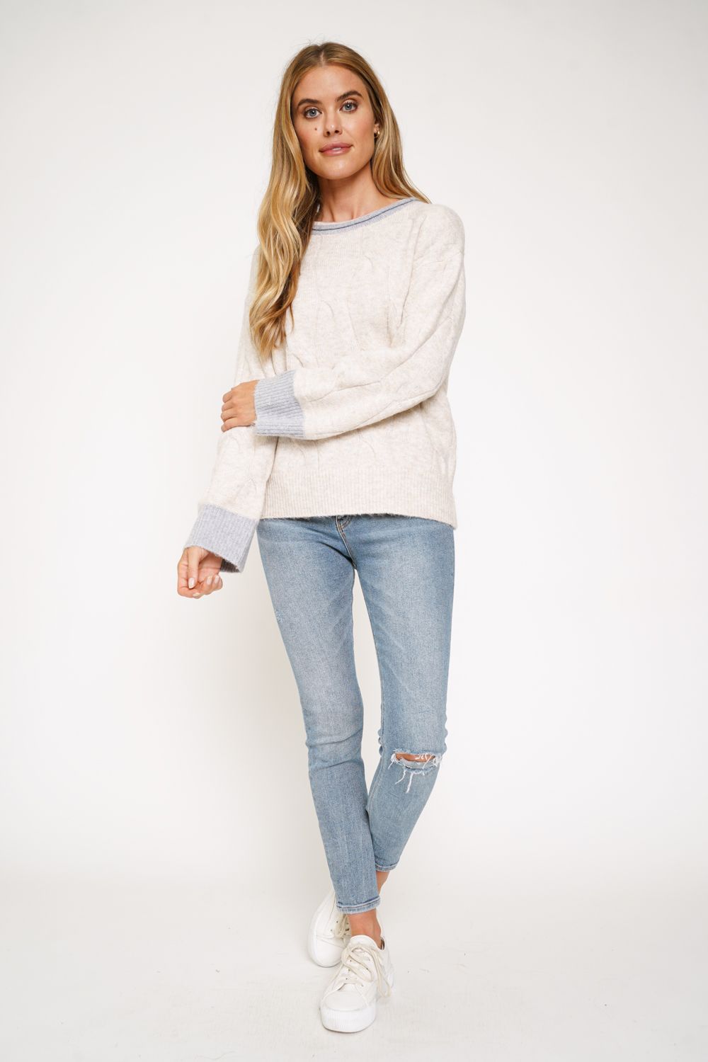 Contrast Detail Cable knit Pullover