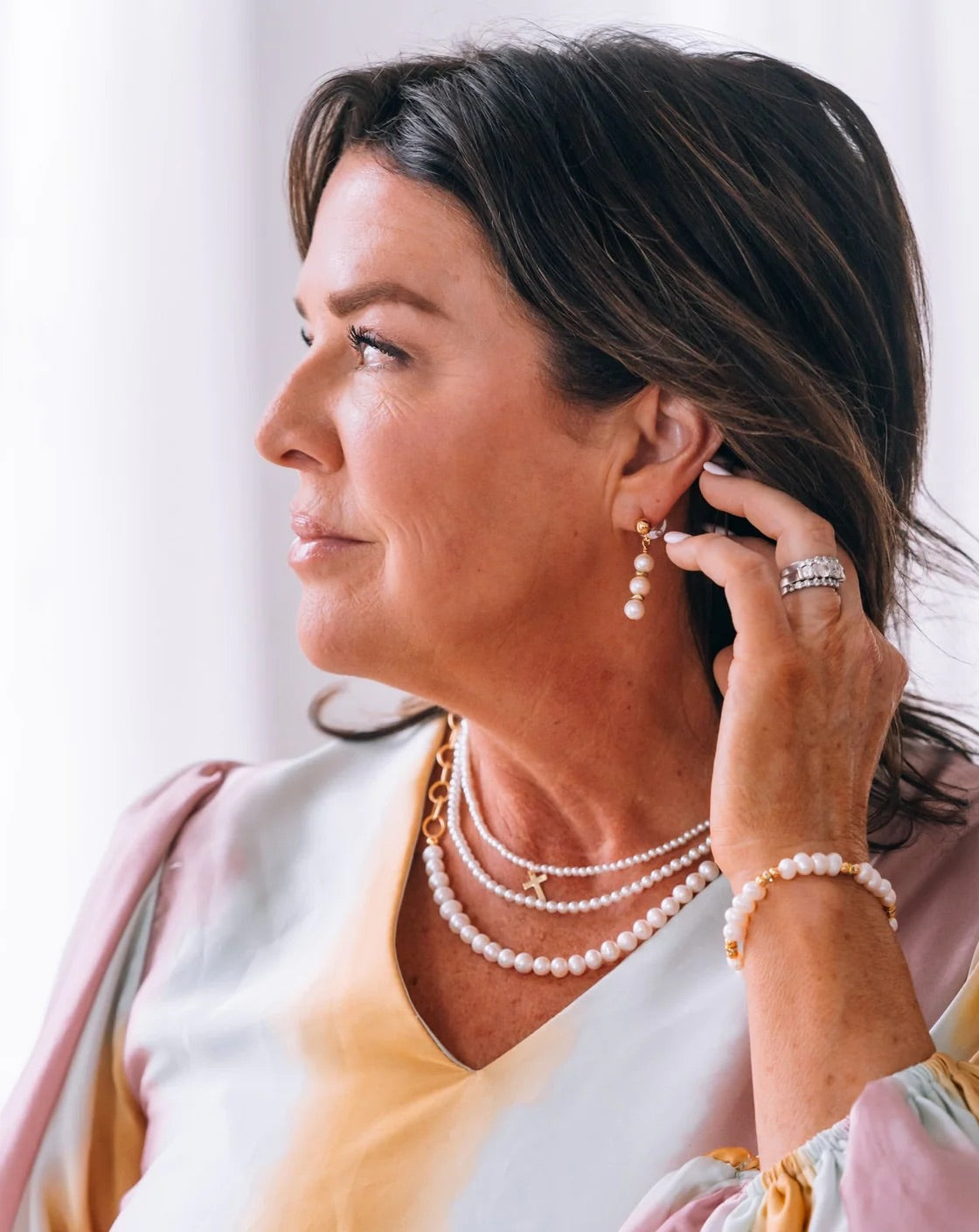 Inspire Designs Elegant Pearl Post