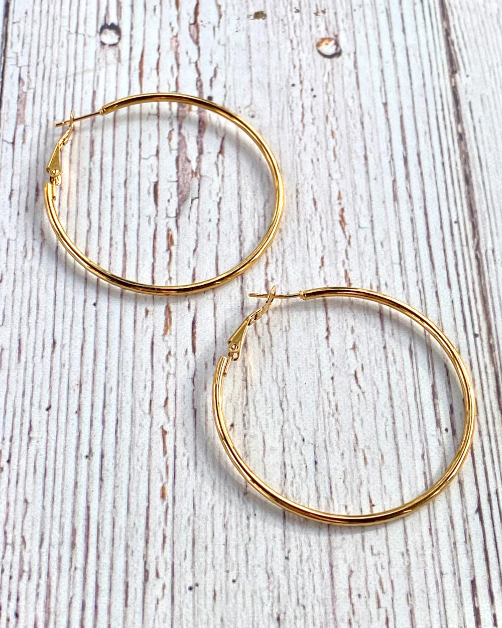 Inspire Designs Classic Hoop Earring