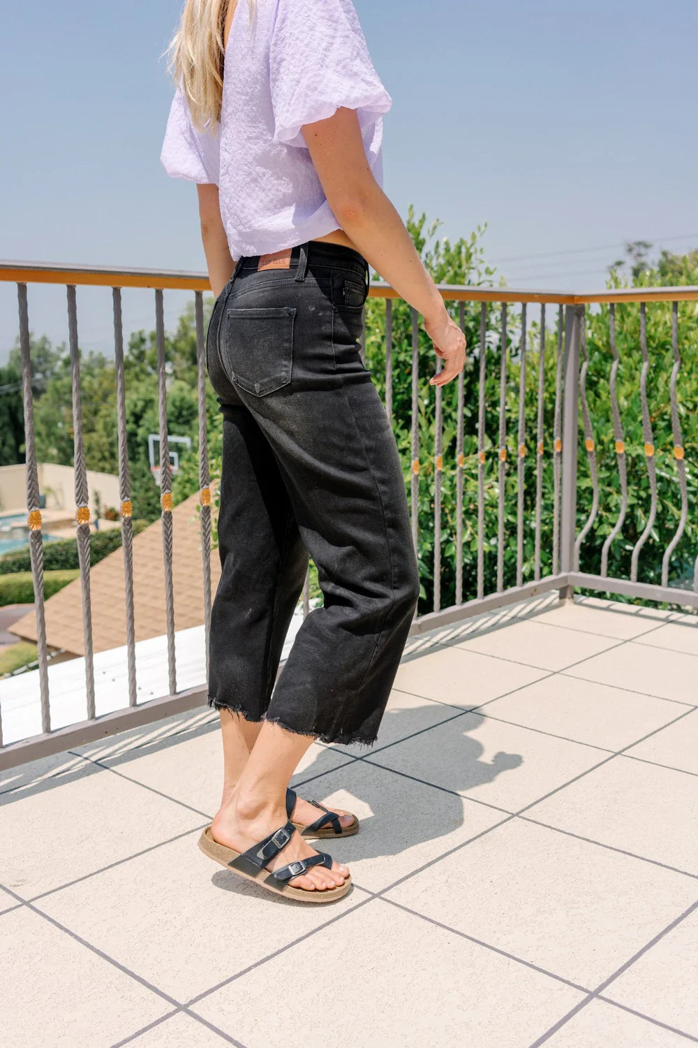 Judy Blue Tara High Rise Ripped Raw Hem Crop Wide Leg Jeans Pizzazz Beloit