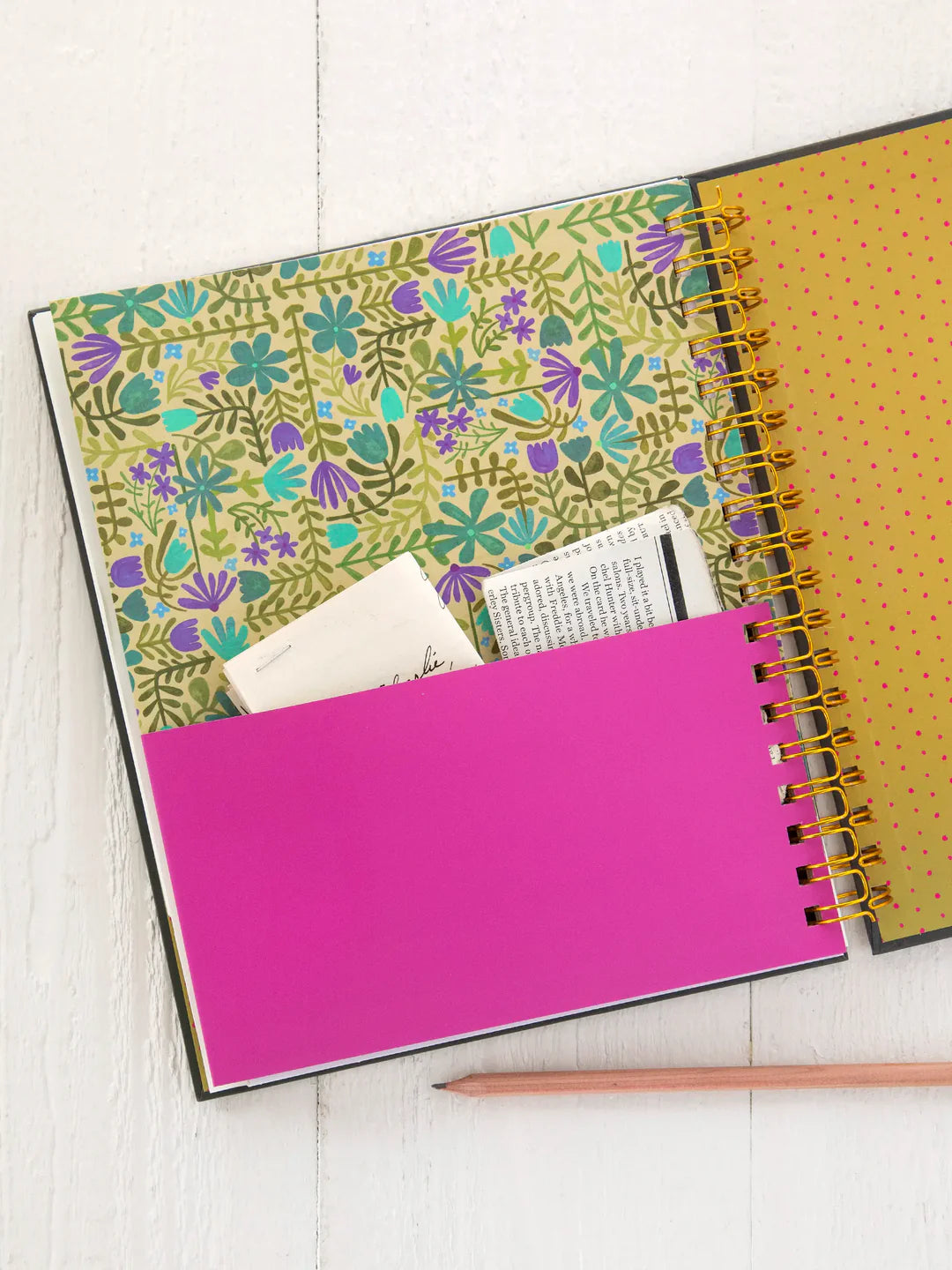 Natural Life Makes You Happy 2025-26 17 Month Planner