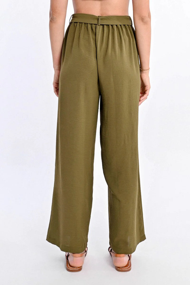 Effortlessly Chic Fluid Pants Back View Pizzazz Beloit
