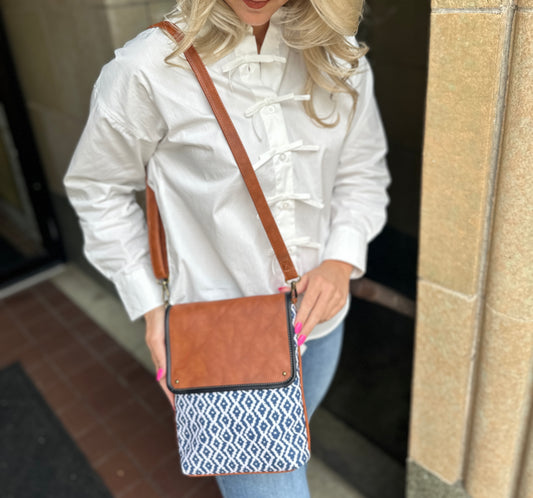 Cavalier Crossbody