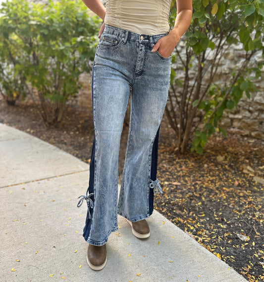 Chic Contrast Wide Leg with Ribbon Tie