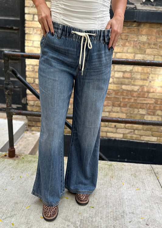 Judy Blue Featherlight Flow High Waist Palazzo Jeans