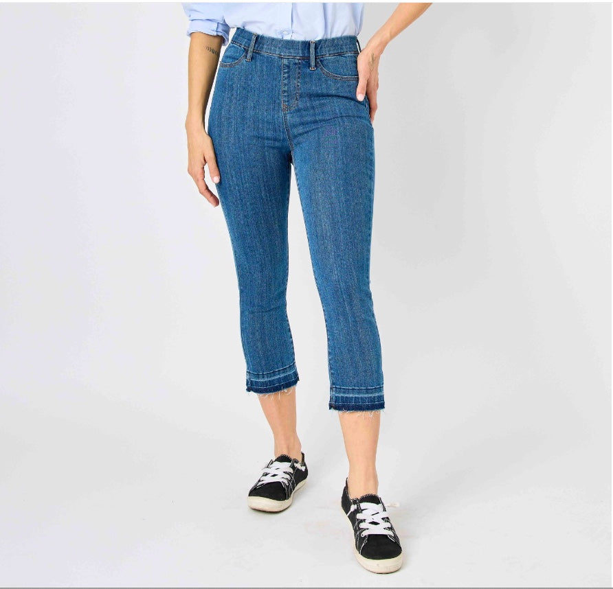 Judy Blue High Waist Pull On Capri Jeans