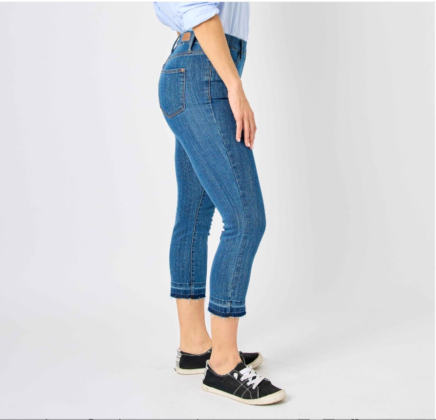 Judy Blue High Waist Pull On Capri Jeans