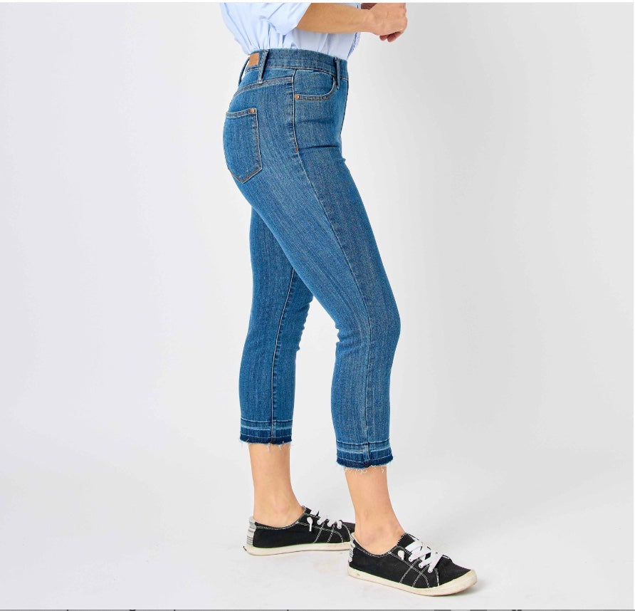 Judy Blue High Waist Pull On Capri Jeans