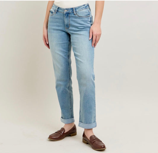 Judy Blue V-Front Cool Denim Cuffed Boyfriend Jeans (Cool Denim)