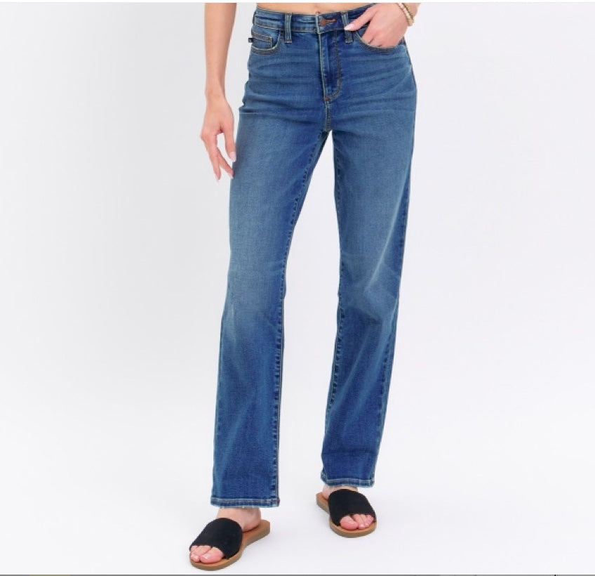 Judy Blue High Waist Straight Fit Jeans