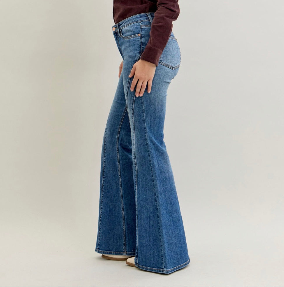 Judy Blue Jaqueline Double Angular Seam Flare Jeans