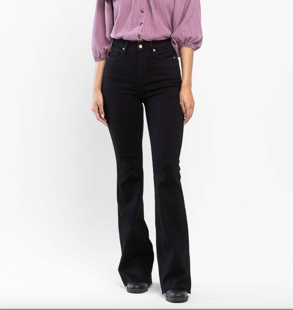 Judy Blue High Waist Tummy Control Raw Hem Flare Jeans (Black) Pizzazz Beloit