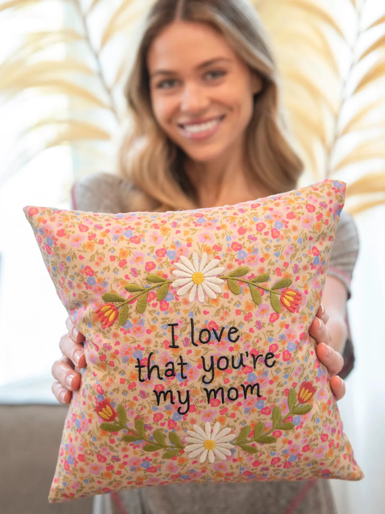 Mom Embroidered Giving Pillow