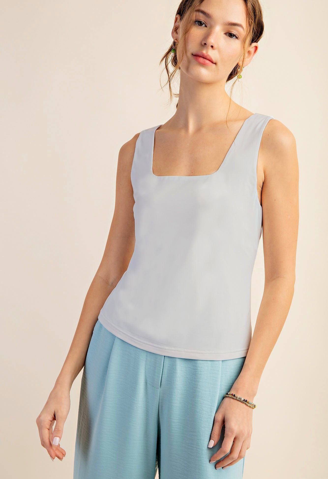 Essential Ultra Stretch Fabric Square Neck Tank Top