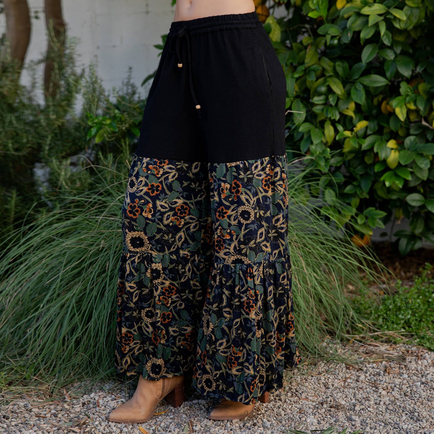Runway-Ready Print Relaxed Drape Knit & Woven Pants