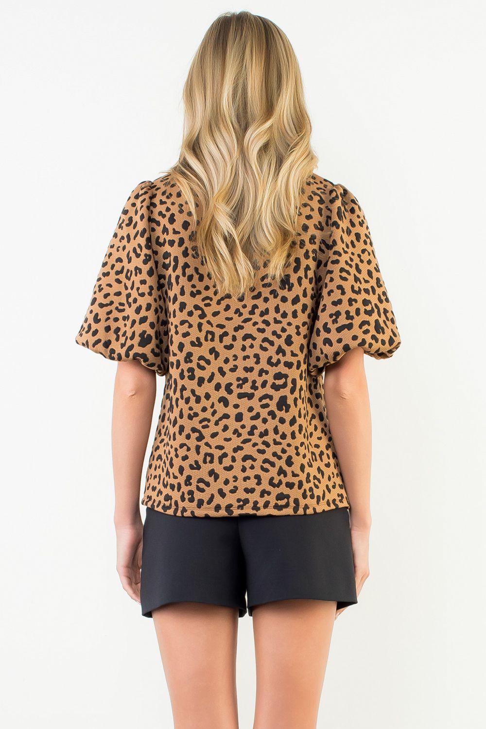 Wildly Chic Contrast Puff Sleeve Top