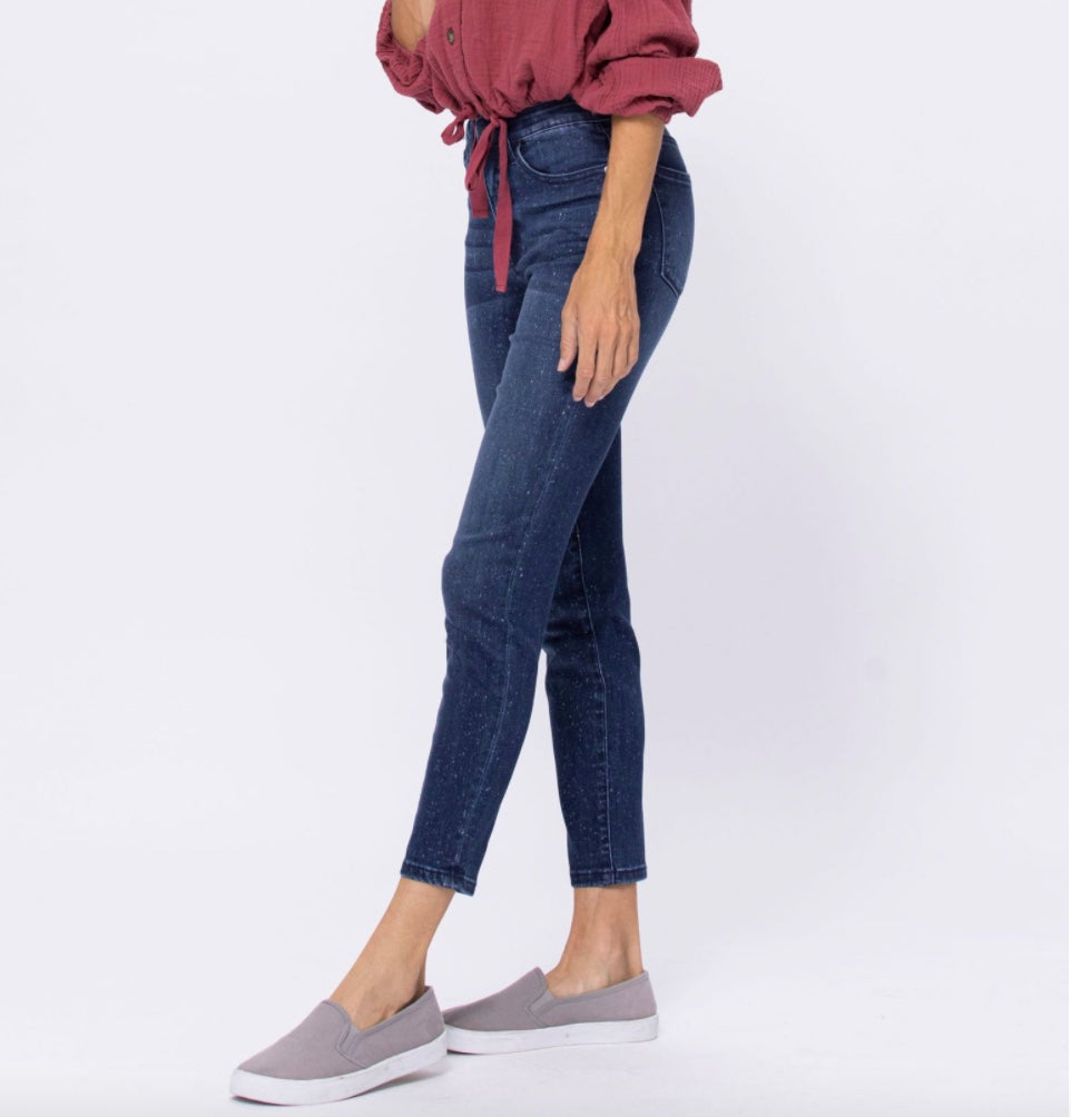 Judy Blue Relaxed Fit Mineral Washed Jeans
