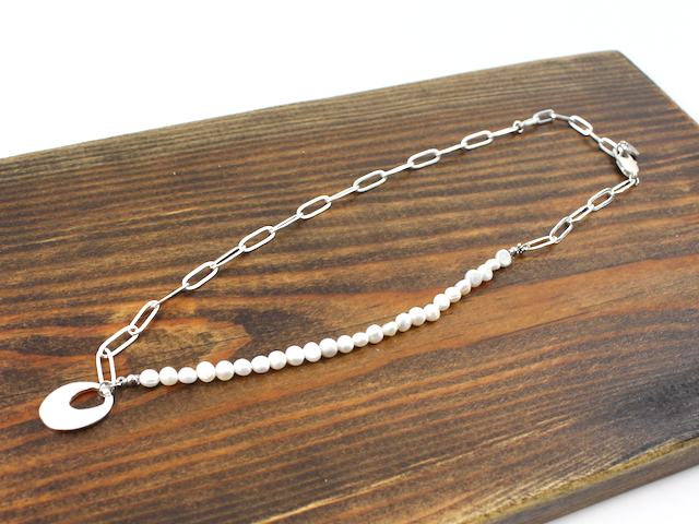 Pearl Accent Pendant Necklace